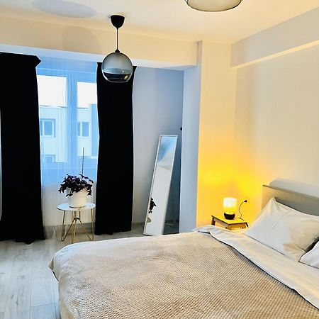 Apartamento Airport Gardens Loft Otopeni Exterior foto