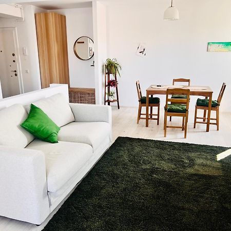 Apartamento Airport Gardens Loft Otopeni Exterior foto